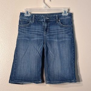 Simply Vera Roll Cut Bermuda Shorts Women’s Size 2